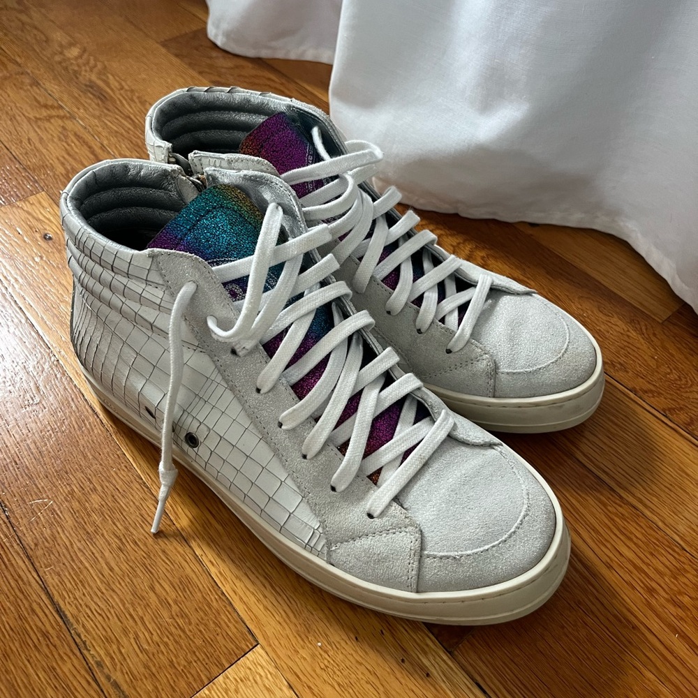P448 THEA MID TOP SNEAKER